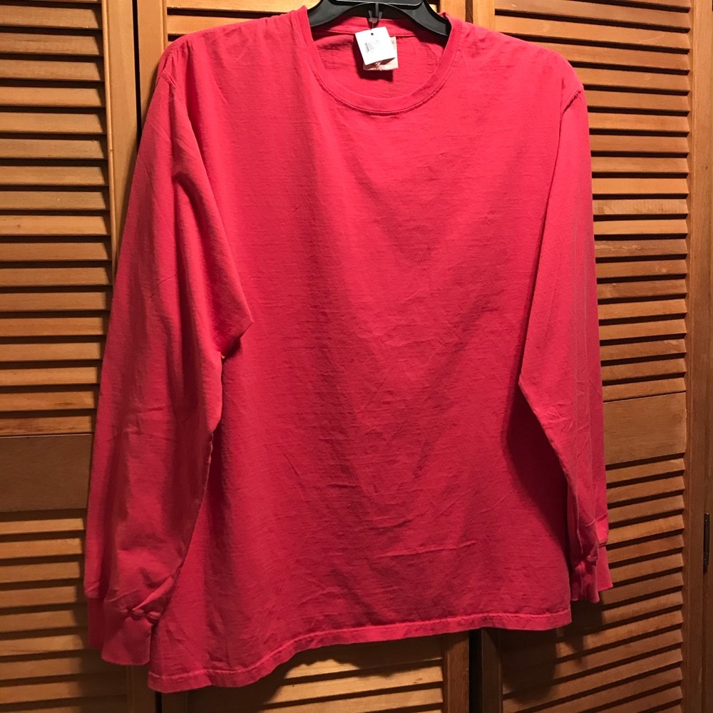 Haines Comfort Wash Dark Pink Tee Shirt
